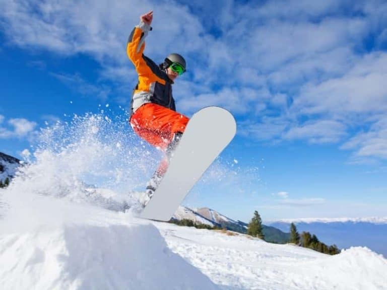 Are Snowboard Bindings Universal?